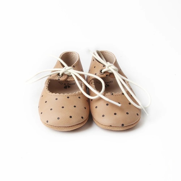 Everly Flats - Oil Waxed - Polka Dot - Picture 5 of 10